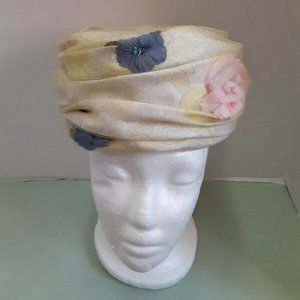 Mid Century Vintage pink and blue floral pillbox design. Made by Henri of NY